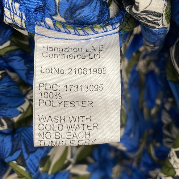 Floral Dress, size XL, Tie Waist, deep v-neck, back zipper - Picture 5 of 6